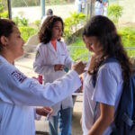 Coordenadora de Fisioterapia do Unipiaget destaca cuidados com o peso das mochilas na volta às aulas