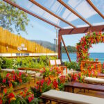 Casamentos ganham atmosfera cinematográfica no Duke Beach Hotel & Spa, na Praia de Maresias (SP)